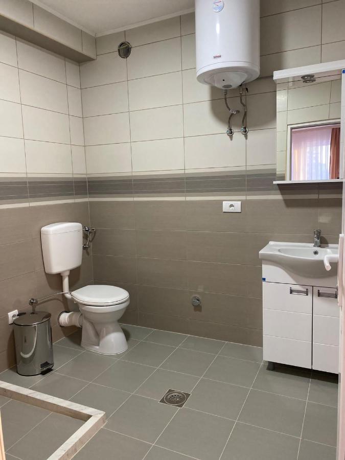 Bed and Breakfast Vila Centar Mb Сеница Экстерьер фото